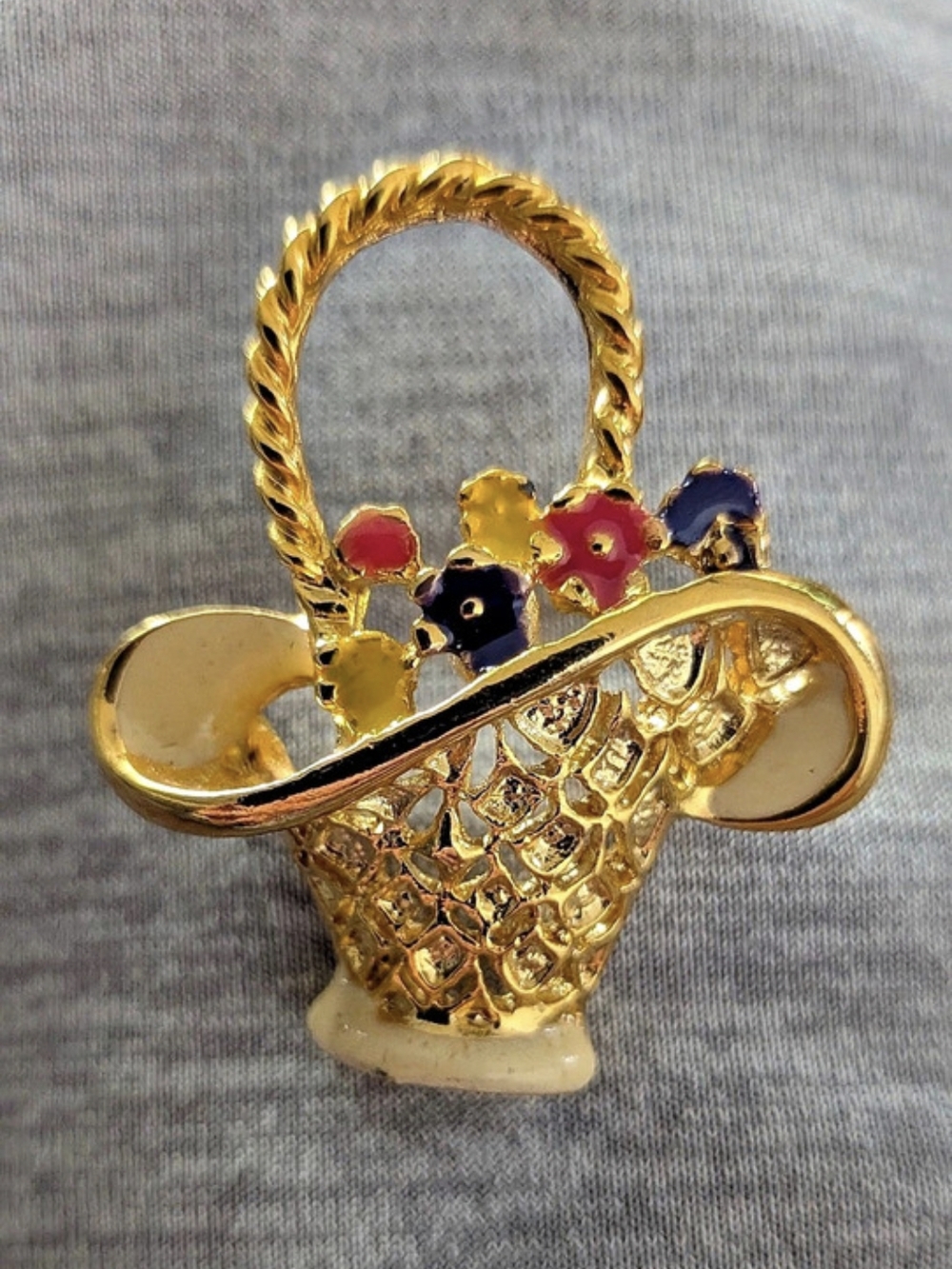 Vintage Floral Basket Brooch